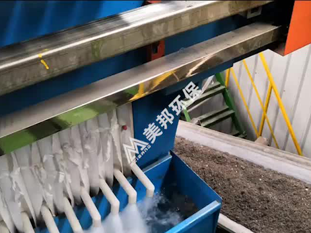 泥漿污水變清水視頻