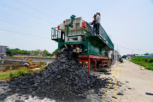 美邦車載移動(dòng)式壓濾機(jī)：高效固液分離，可租賃可承包，靈活應(yīng)對(duì)多變作業(yè)環(huán)境