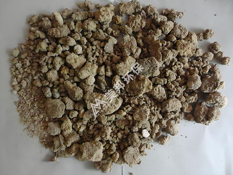 土豆渣壓榨脫水后加工成了飼料 土豆渣壓榨脫水后加工成了飼料